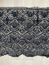 Ancien Coupon de dentelle