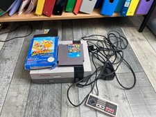 nintendo nes console gris 1985