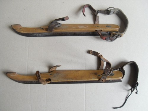 Ancienne paire patins à - ancienne,
