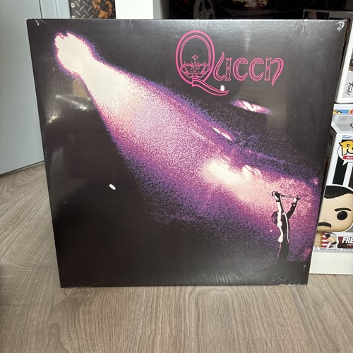Queen i - queen,