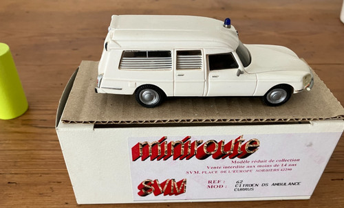 Citroen ambulance résine - citroen, ds