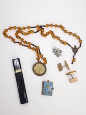 Lot d'objets anciens Reliquaire à restaurer pour certains