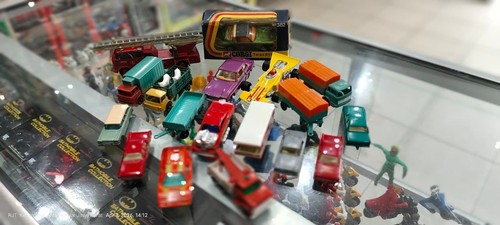 Matchbox assorted loose - 1/64,