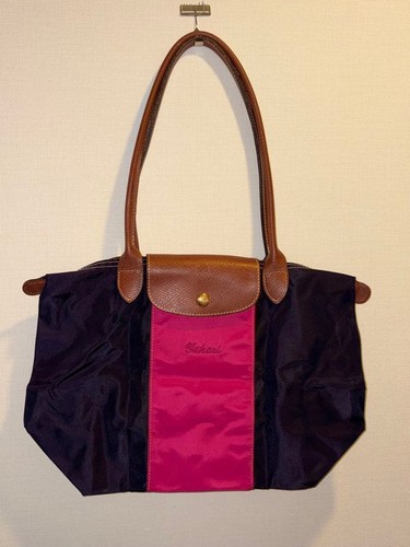 Longchamp initial embroidery - initial,