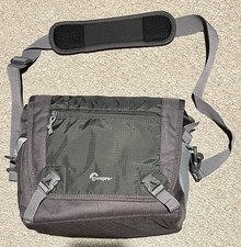 Excellent! Lowepro LP36610-PWW Nova Sport 17L AW Camera Bag Slate Grey