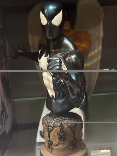 Bowen designs statue - bowen,