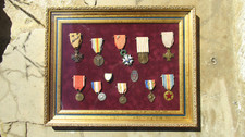 REF4754) Frame with military medals of the war 14/18 French medal 1
