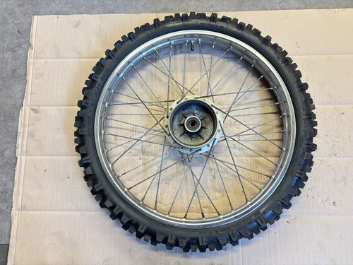 Roue avant avec pneu cross