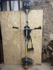 débroussailleuse thermique 4