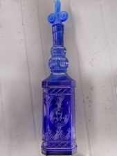 Bouteille en verre bleu cobalt