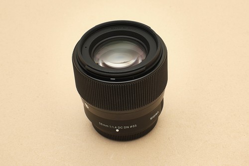 Sigma 56mm dc - sigma, f1.4