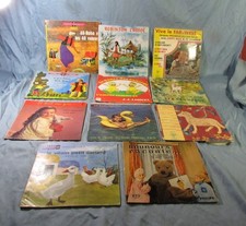 Lot de 11  disques  vinyles 45 tours pour enfants.