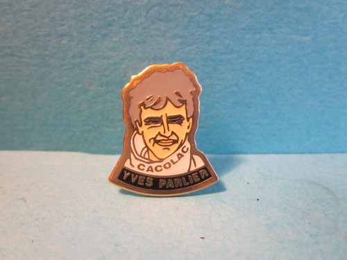 Vintage enamel pin - vintage,