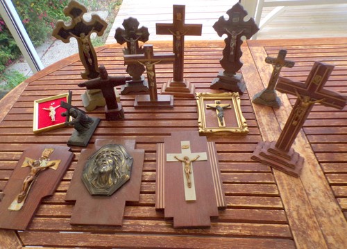 Lot crucifix bois et - bois,