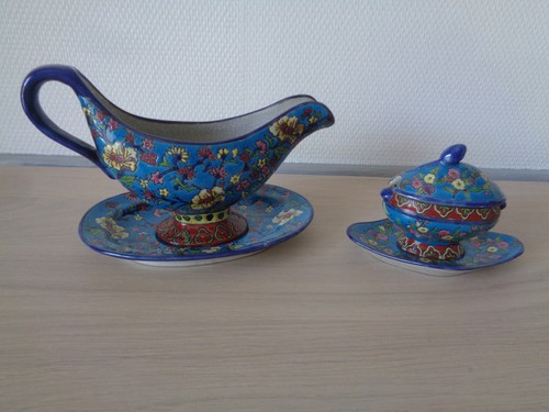 Lot sauciere moutardier - lot, sur
