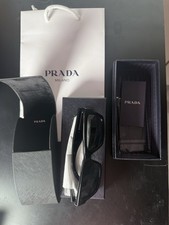 Lunettes de soleil Prada