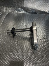 Pont de fourche inférieur