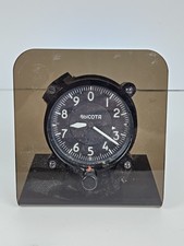 Altimètre De Militaire Russe MiG-3 De La Seconde Guerre Mondiale Avec Support