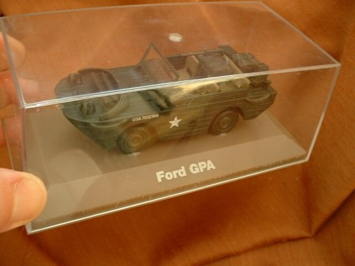 Vehicule militaire ford gpa - ,