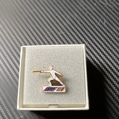 Pin air france sport - pin’s,