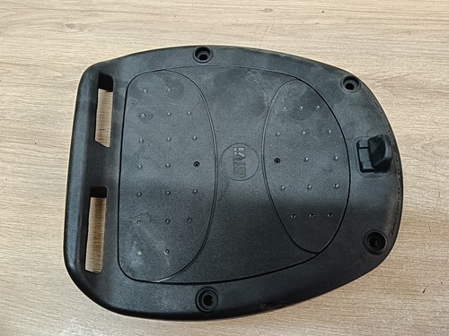 Une platine top case - une, de