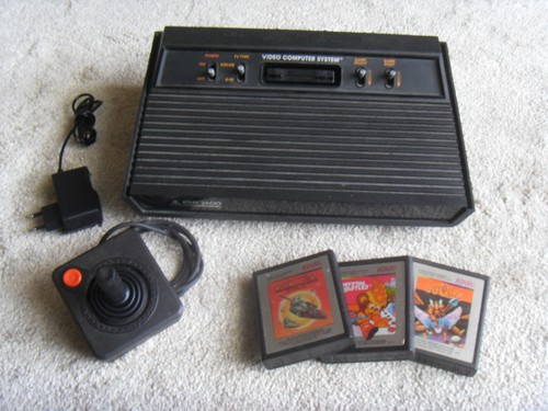 100 fonctionnel atari 2600 - fonctionnel,