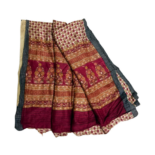 Robe rouge indienne vintage