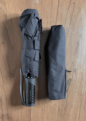 Parapluie pliable neuf avec