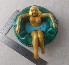 Ancien cendrier érotique