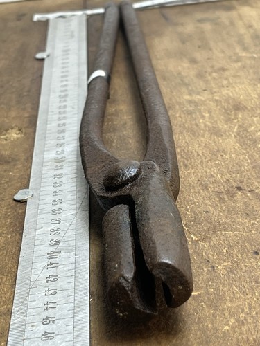 Outil ancien fer forgé pince - ancien,