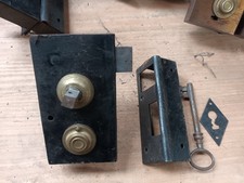 Serrure En Applique Droite