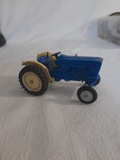 Ancien Tracteur Agricole Ford