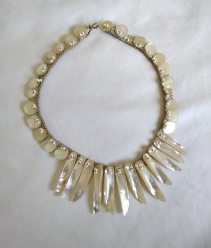 Authentique collier nacre - collier,