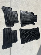 2001-2006 Mercedes-Benz W203 C55 C32 C230 C240 C280 C320 floor mats mat Rubber?