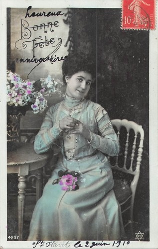 Bonne fete femme elegante - cp,