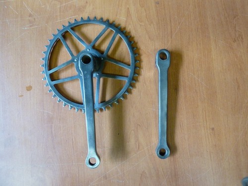Ancien vélo pédalier diamant - ancien,
