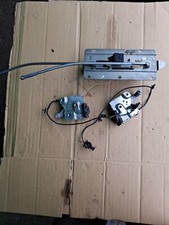 Audi A4 B6 Cabriolet Hood Roof Storage Cover Release Motor 2005 8H0825399 A