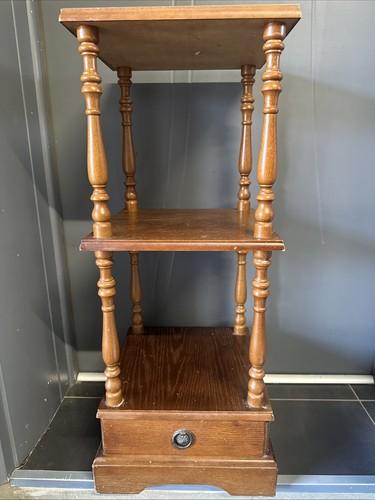 Ancienne étagère sellette - Étagère,