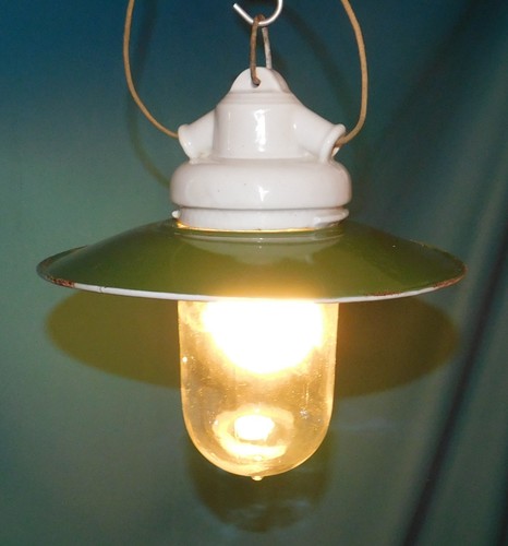 Ancienne lampe cour de - lampe,