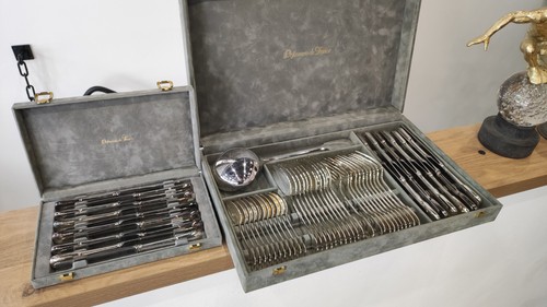 Magnifique ménagère - magnifique, 61