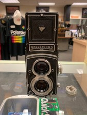 Rollei Rolleicord Va TLR Film Camera w/75mm f3/.5 Xenar Lens  for PARTS/REPAIR