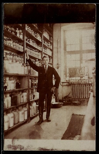 Carte postale photo armoire - , à