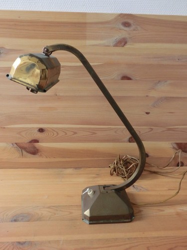 Pied lampe restaurer - de,