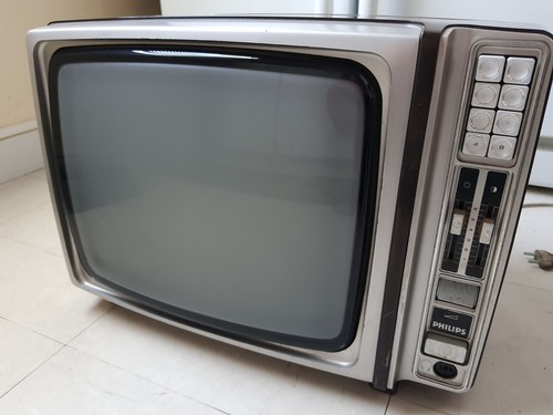 Philips noir et - tv, cm