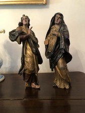 Statuettes De Bois Polychromes