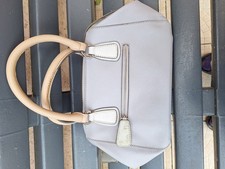 sac à main guess Avec