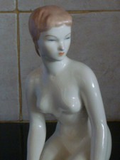 ANCIENNE GRANDE BAIGNEUSE EN PORCELAINE FEMME NUE FIGURINE VINTAGE 22 CM
