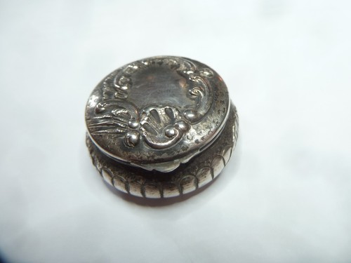 Petite boite pillules - pillules, /