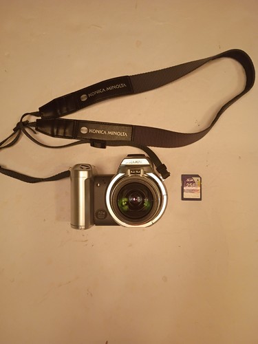 Konica minolta dimage - minolta, z2