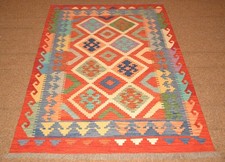 Tapis Kilim Oriental Tissé À